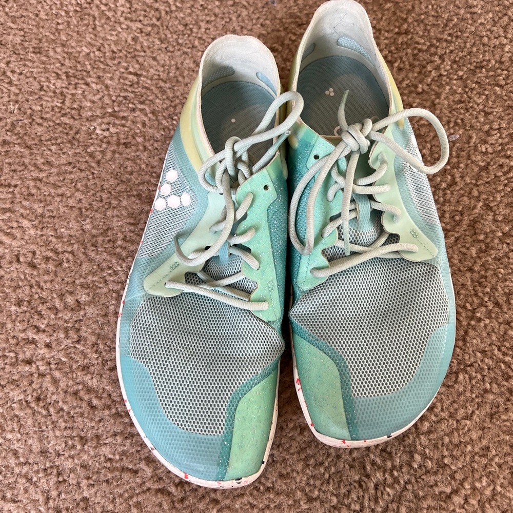 Running shoe